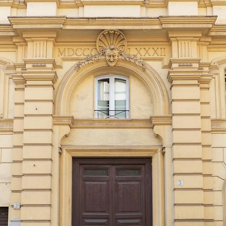White Ostilia B&B Roma Exterior foto