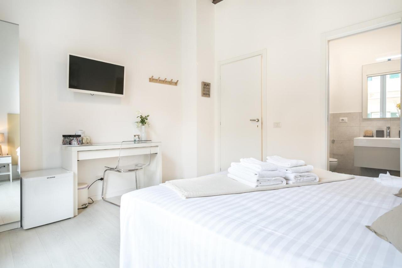 White Ostilia B&B Roma Exterior foto